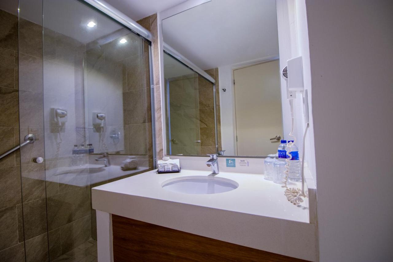 Star Palace Beach Hotel Mazatlán Extérieur photo